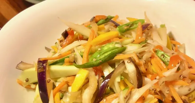 Mom’s Authentic Thai Som Tum (Papaya Salad)