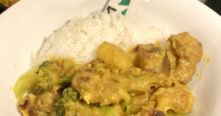 Authentic Thai Yellow Curry Sausage & Vegetables